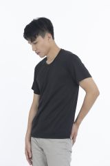 U001